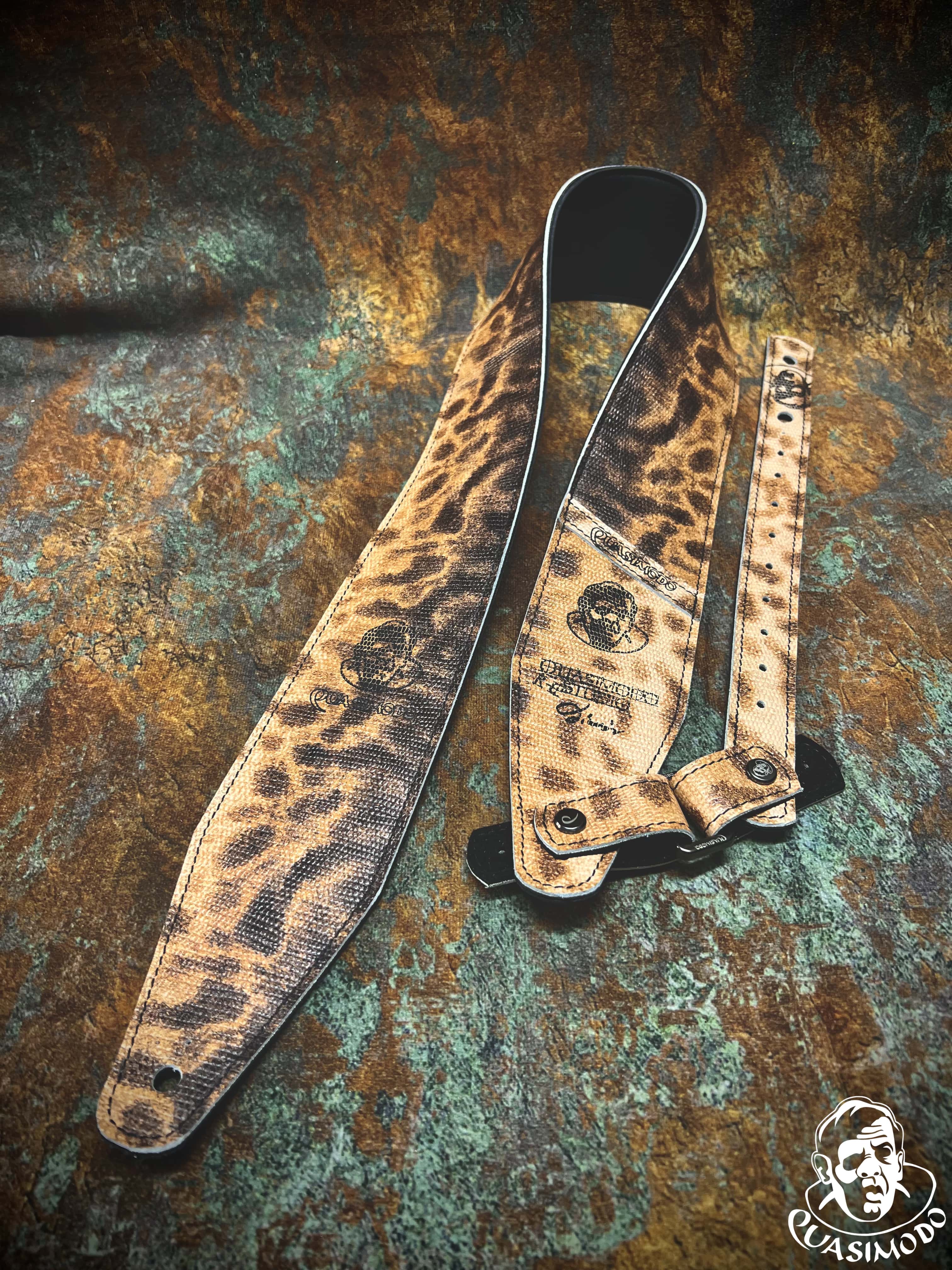 Image of Limited edition custom guitar strap-Face-Limit Design-L-297