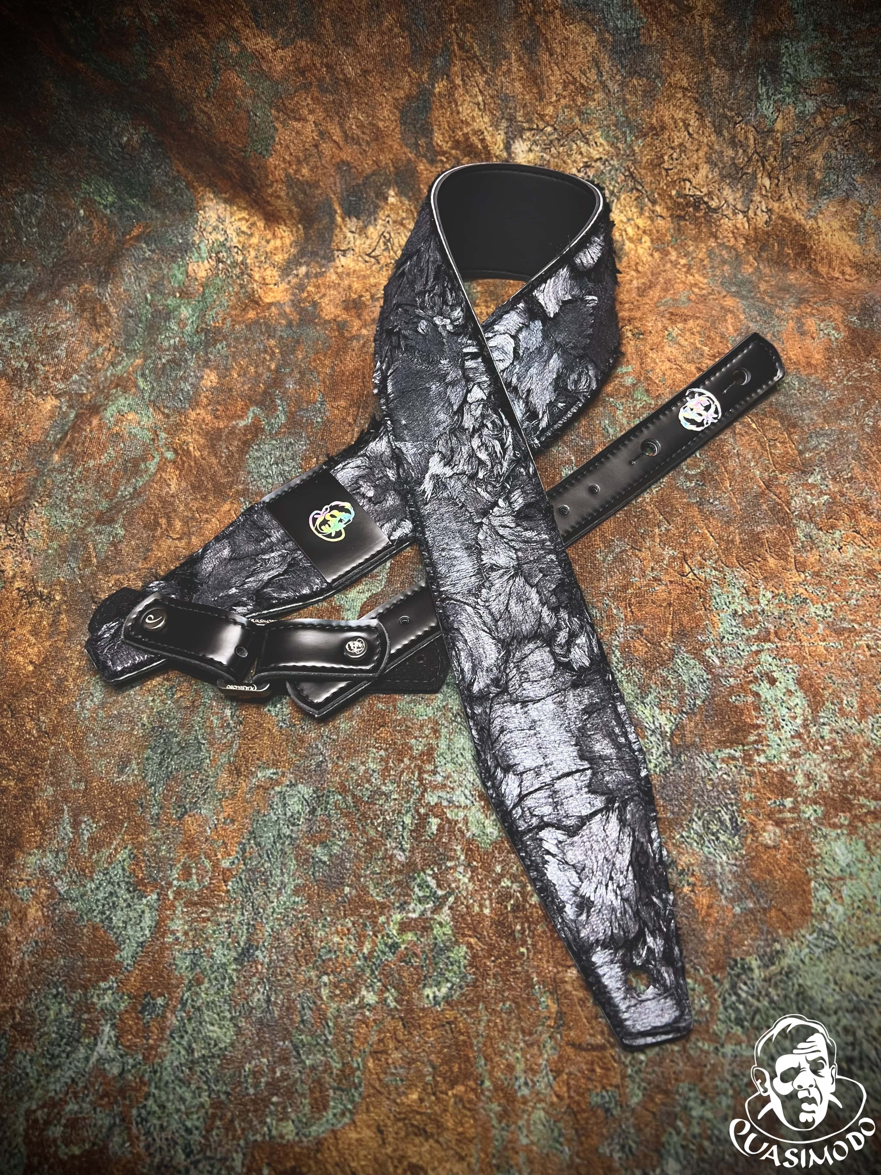 Image of Limited edition custom guitar strap-Face-Limit Design-L-314