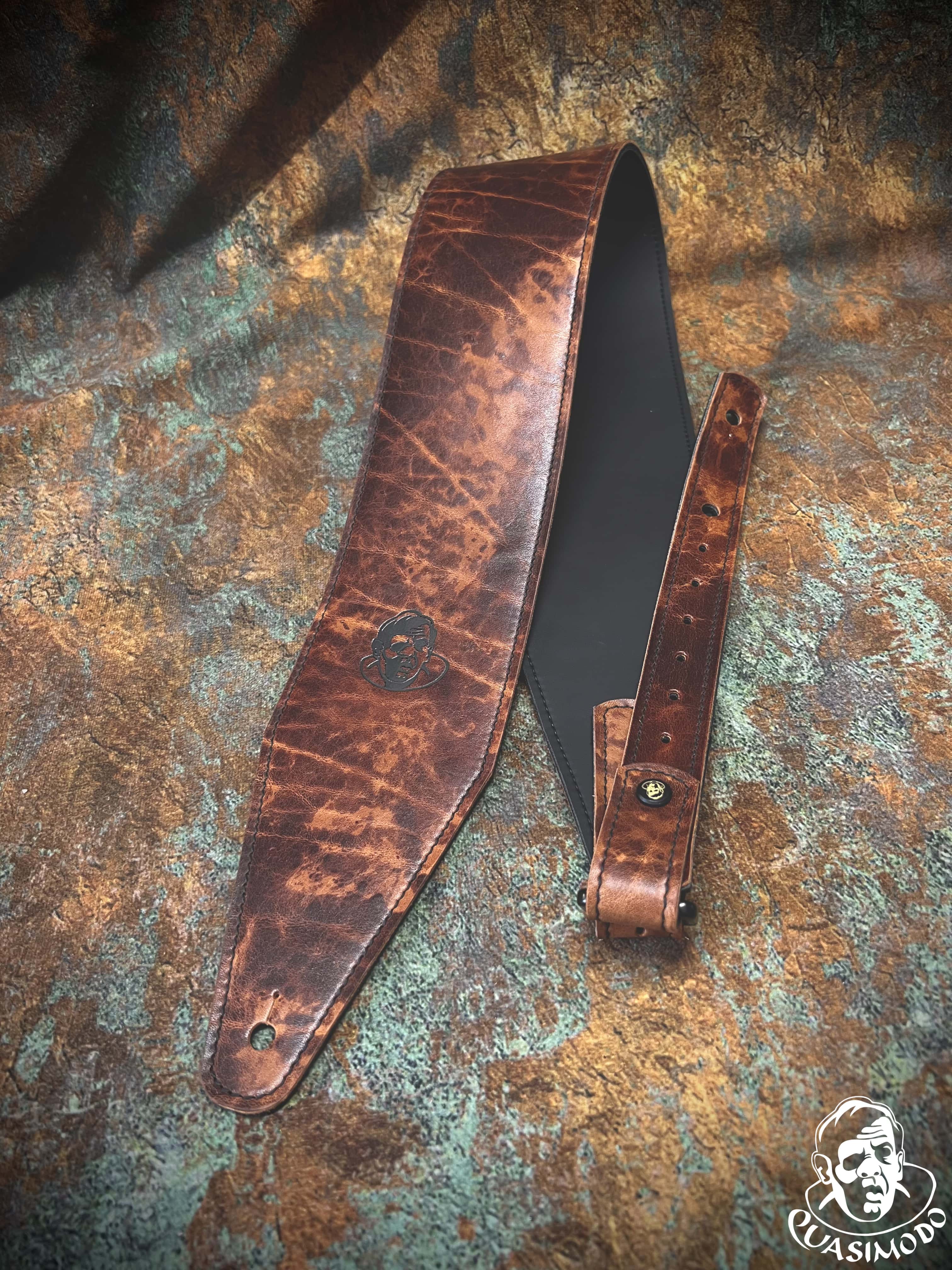 Image of Limited edition custom guitar strap-Face-Limit Design-L-325