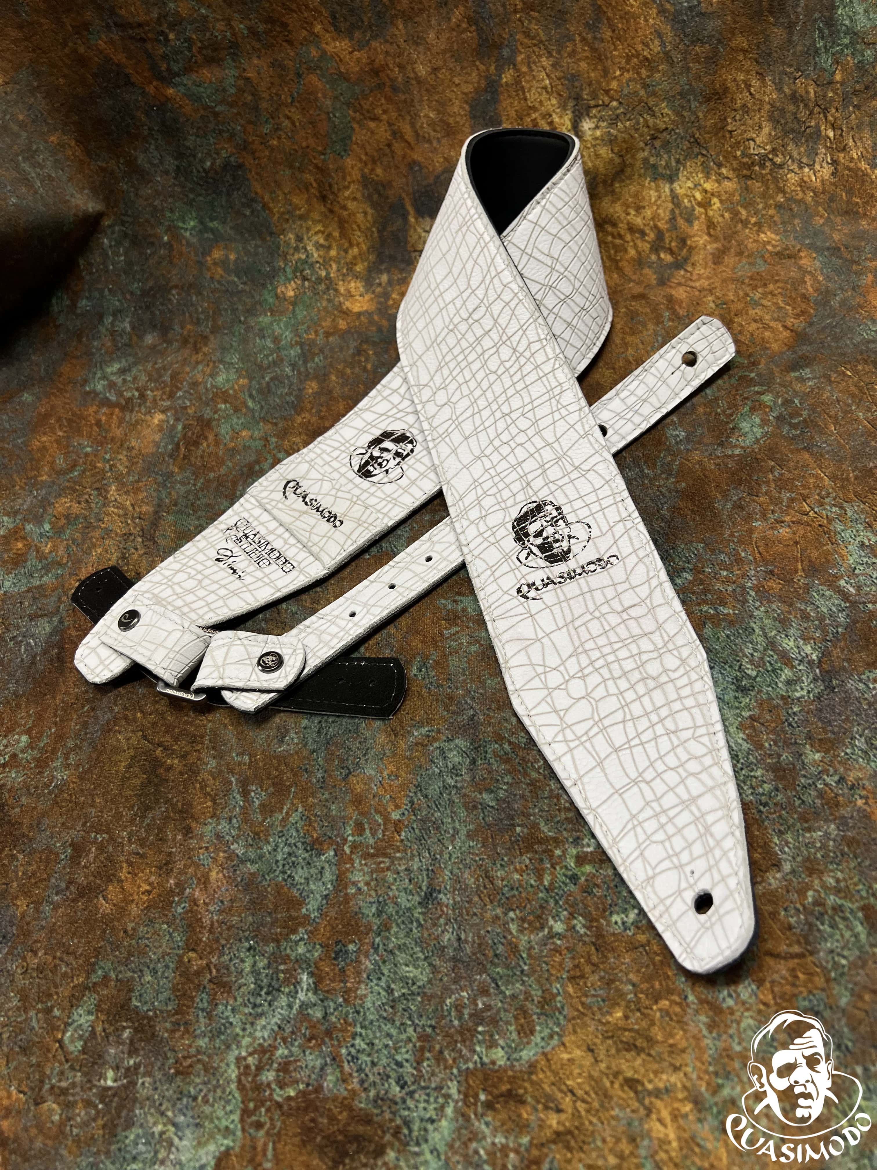 Image of Limited edition custom guitar strap-Face-Limit Design-L-328