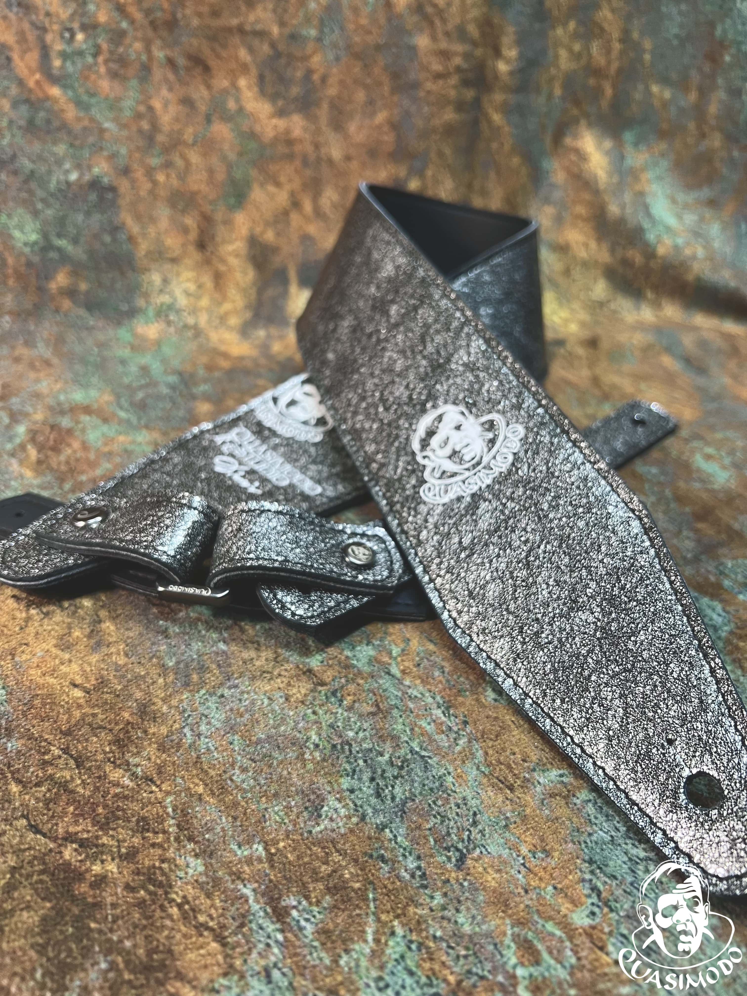 Image of Limited edition custom guitar strap-Face-Limit Design-L-343
