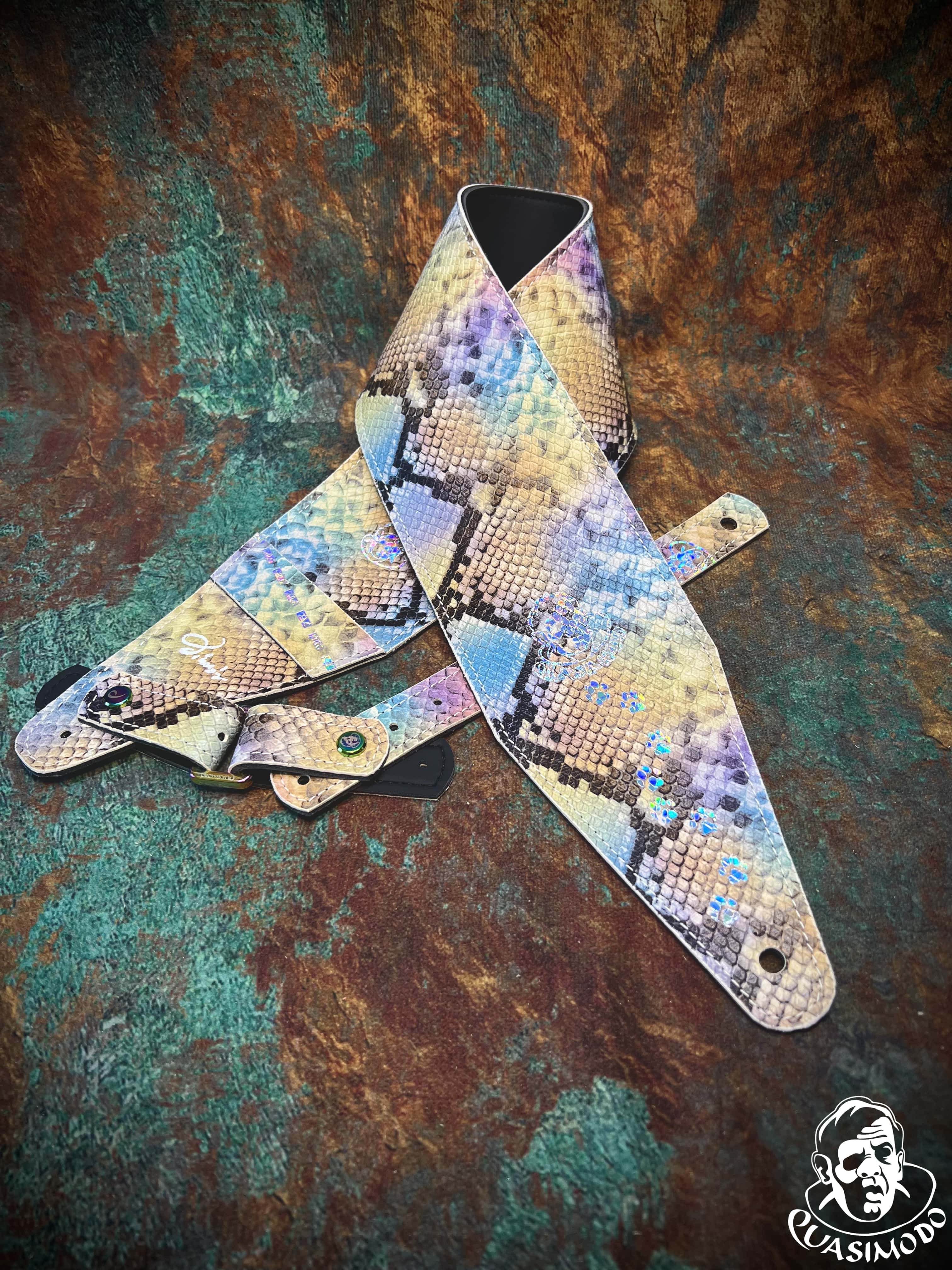 Image of Limited edition custom guitar strap-Face-Limit Design-L-457