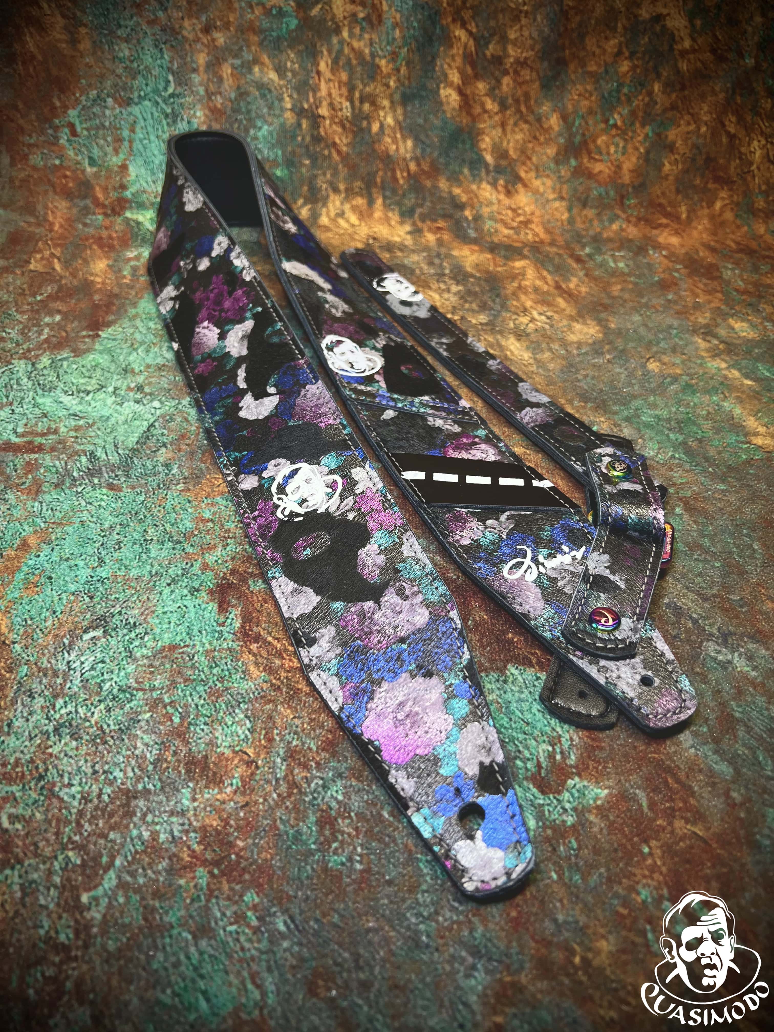 Image of Limited edition custom guitar strap-Face-Limit Design-L-472