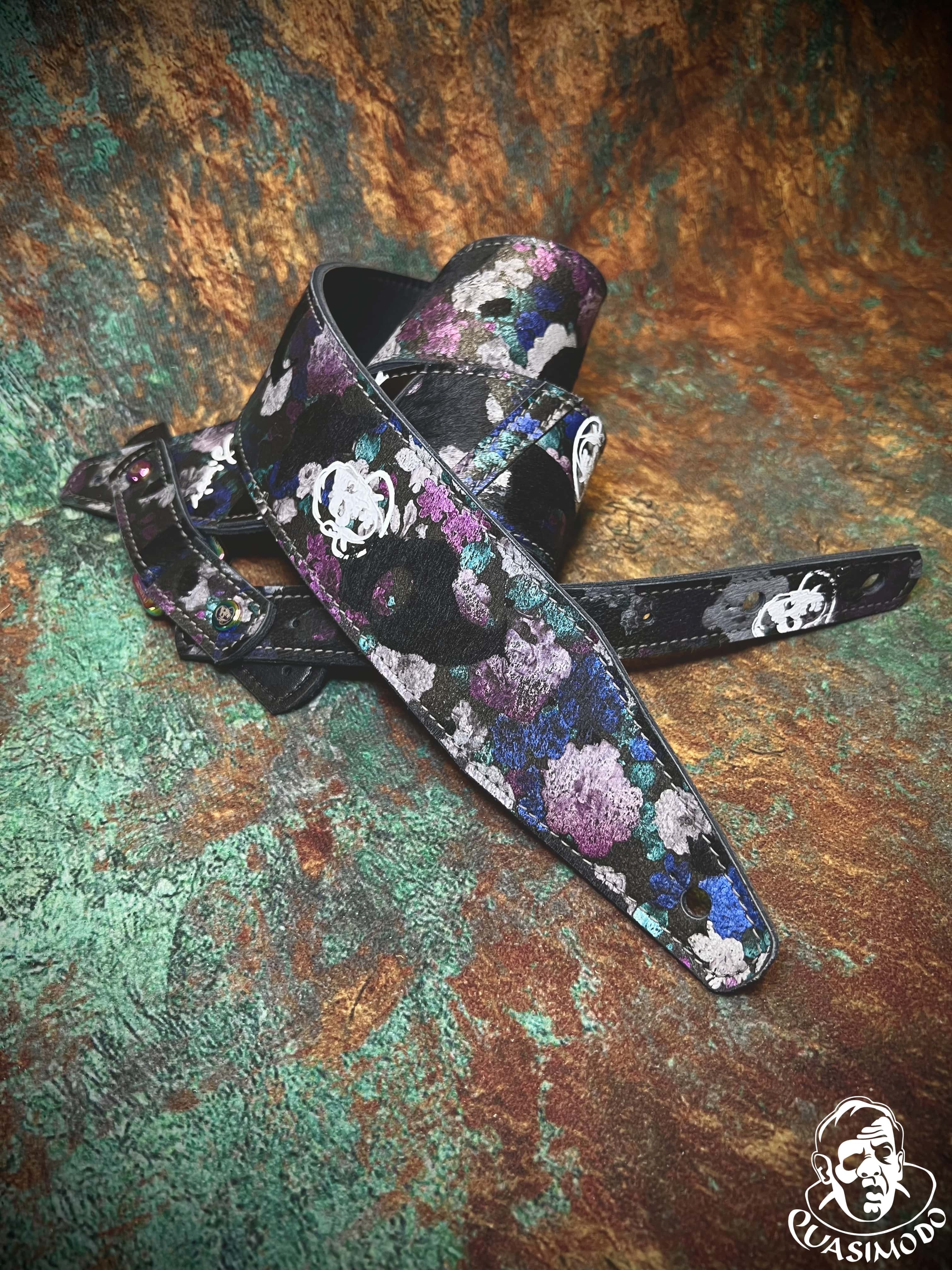 Image of Limited edition custom guitar strap-Face-Limit Design-L-472
