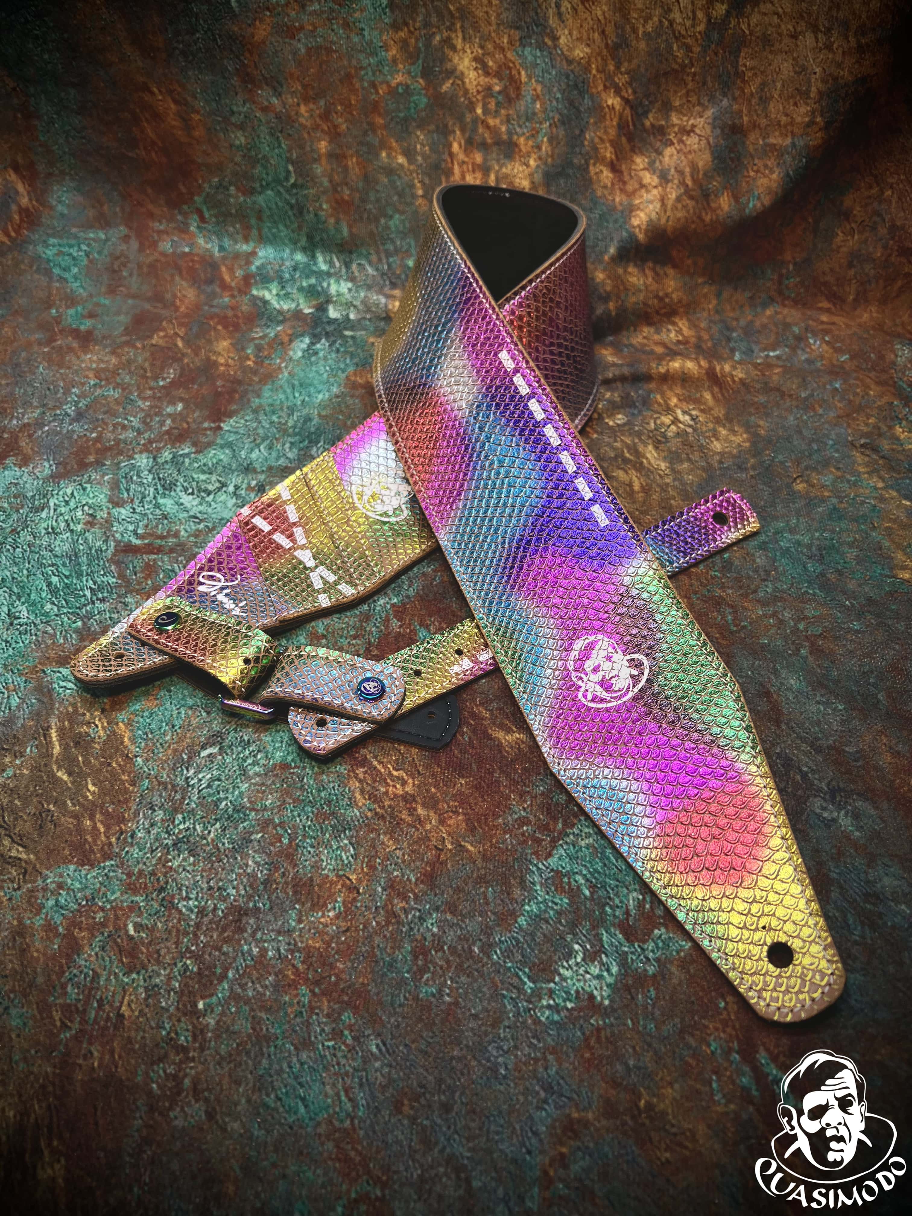 Image of Limited edition custom guitar strap-Face-Limit Design-L-552