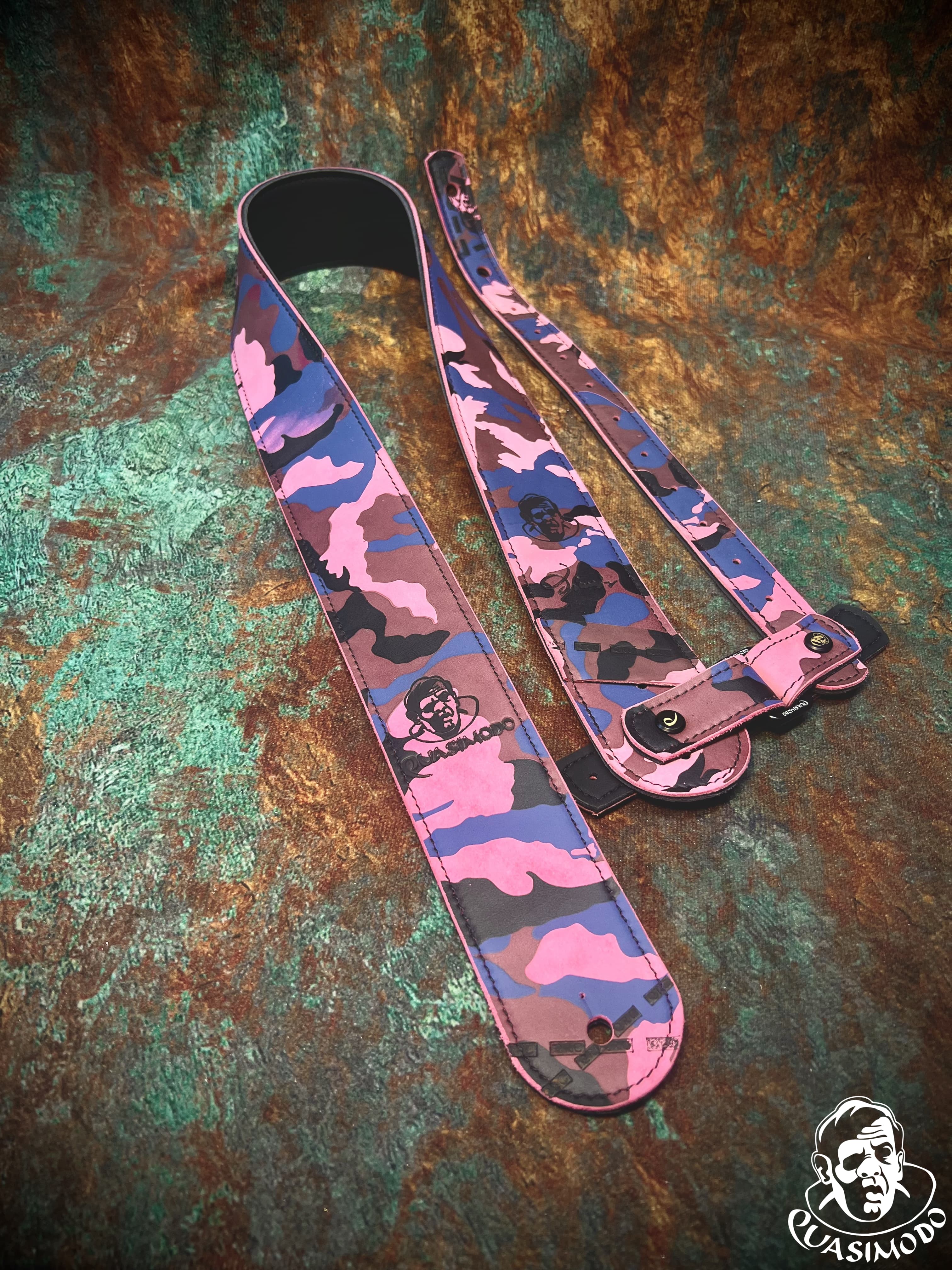 Image of Limited edition custom guitar strap-Face-Limit Design-L-558