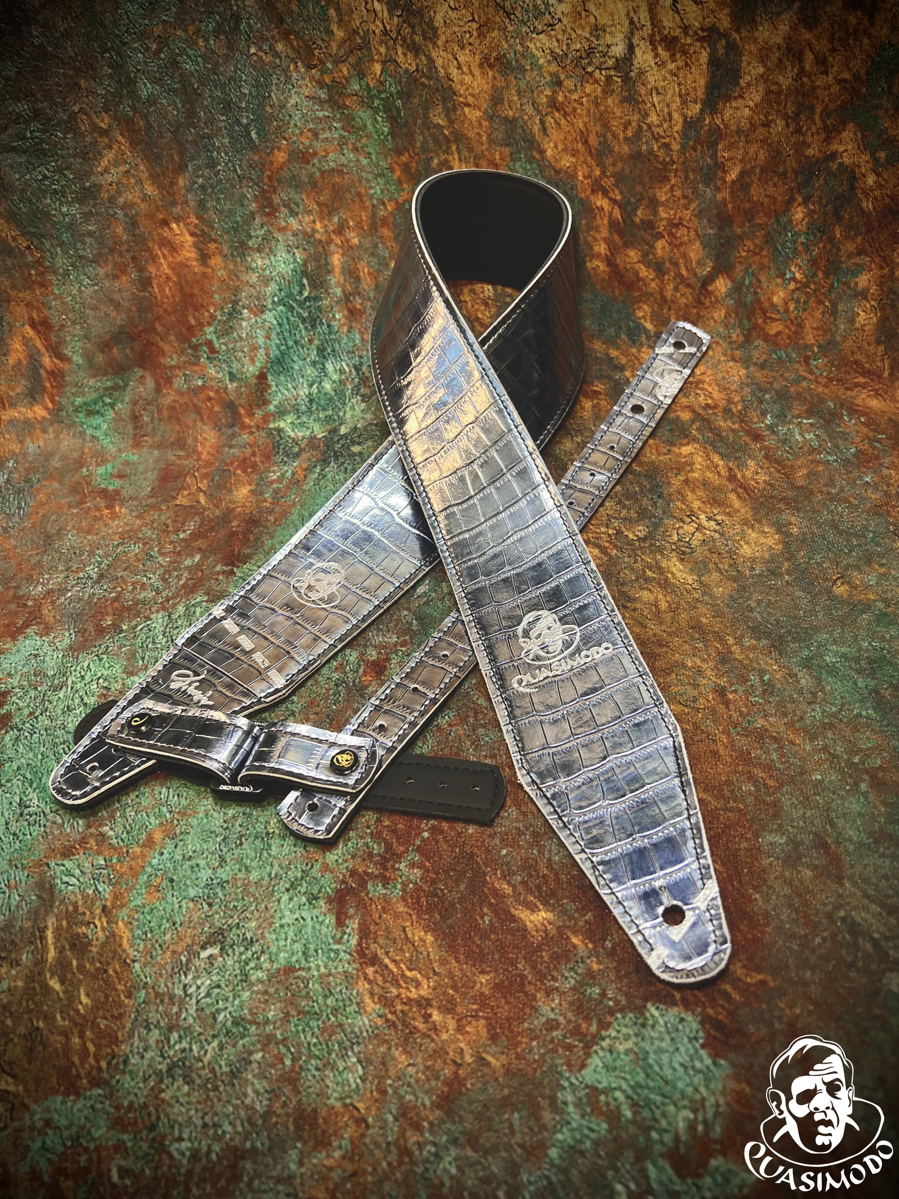Image of Limited edition custom guitar strap-Face-Limit Design-L-564